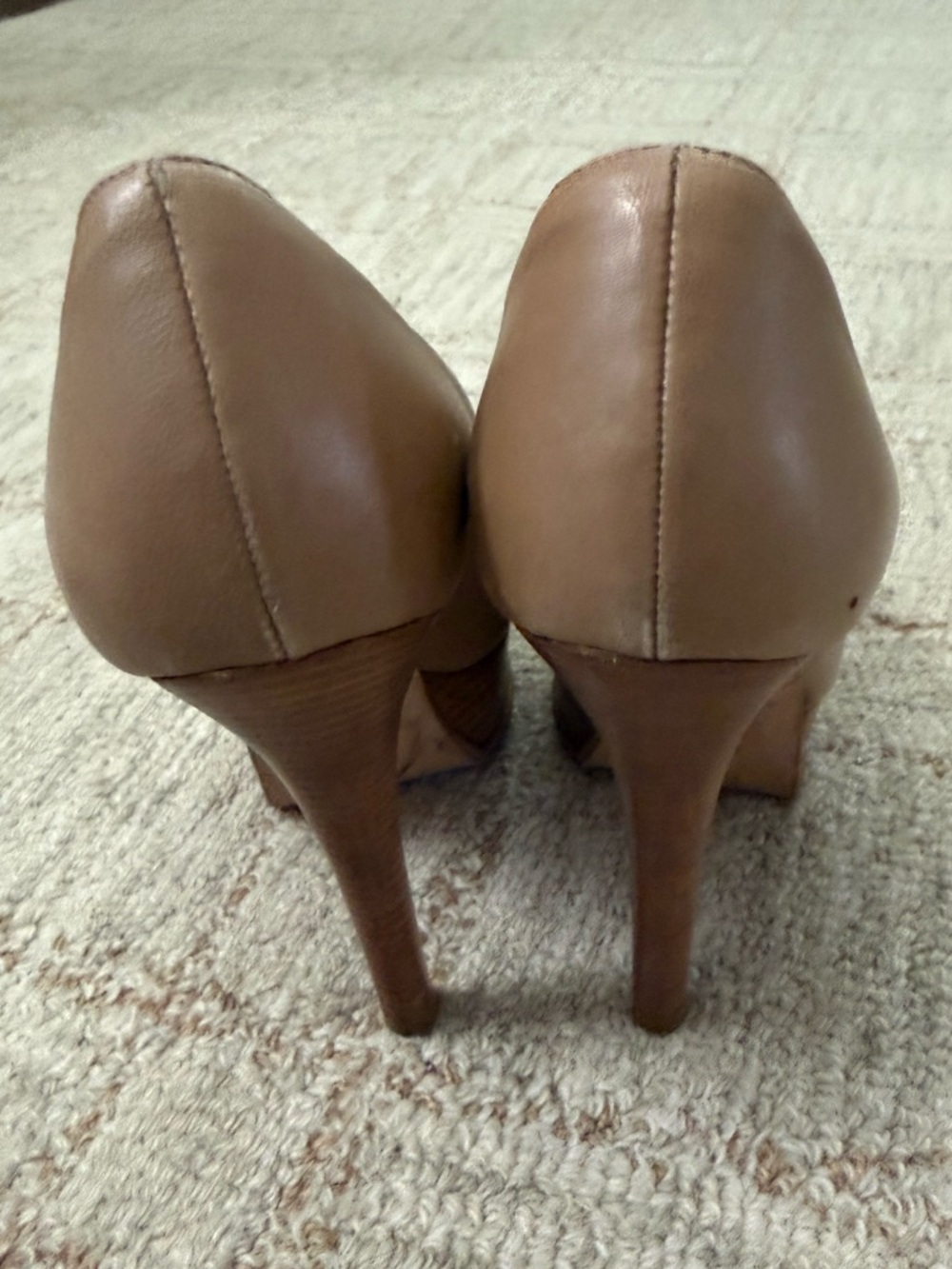 FENDI Pumps - Picture 6 of 8